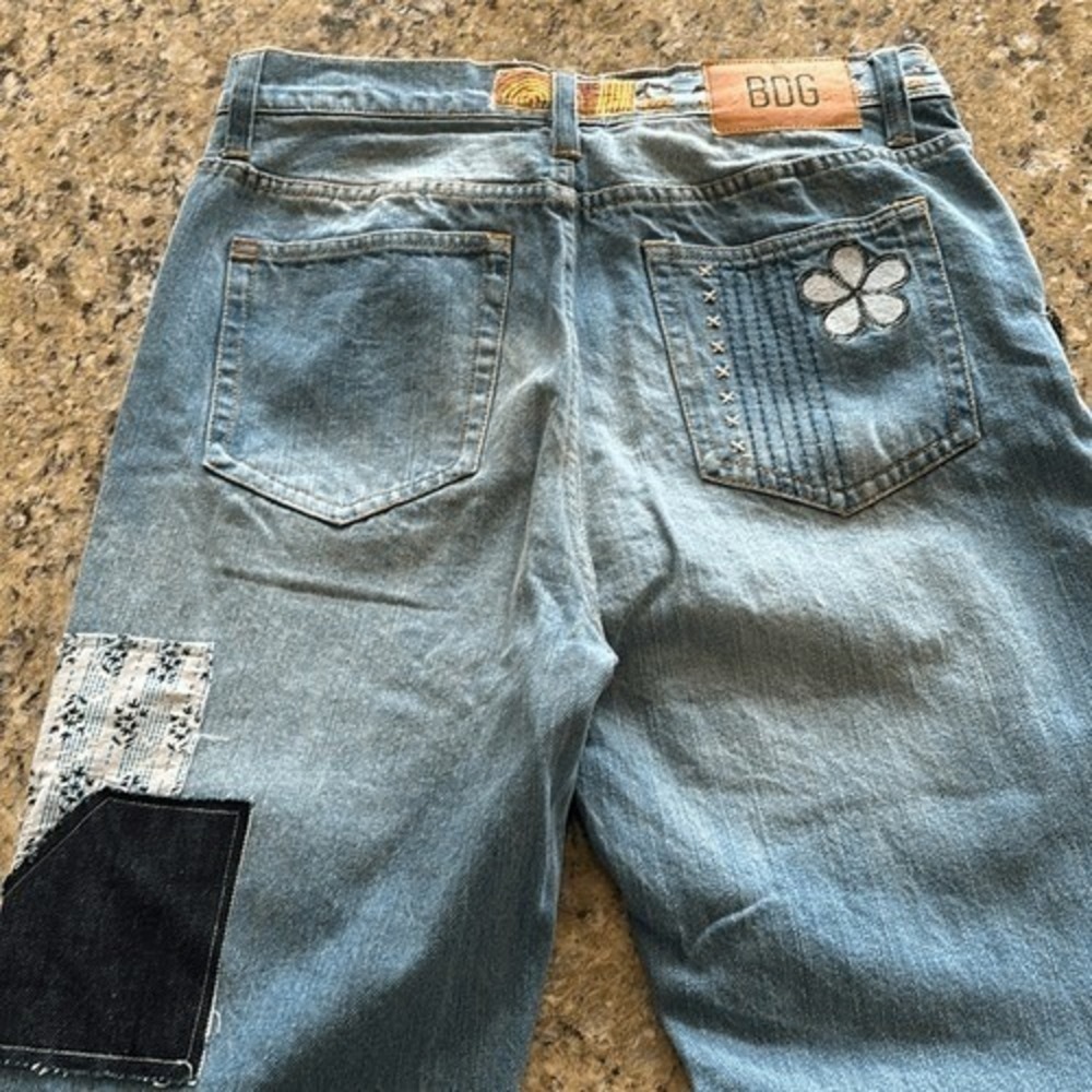 BDG Jeans crocheted patchwork denim high rise Hippie Festival women's 29 NEW - Picture 10 of 12